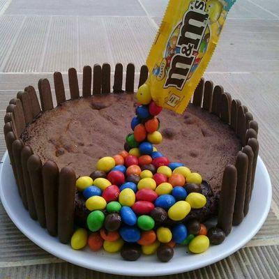 Gravity cake