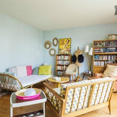 Un salon rétro kitsch