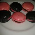 macarons noir et fuschia