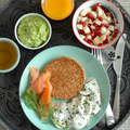 Un plateau bien garni pour un brunch, et puis même deux plateaux et des sacrés moules !