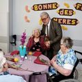 VAL-D’OISE : UNE ROSE MUNICIPALE POUR CHAQUE MAMAN.