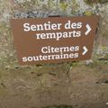 LA PETITE PIERRE (67) - Le sentier des remparts