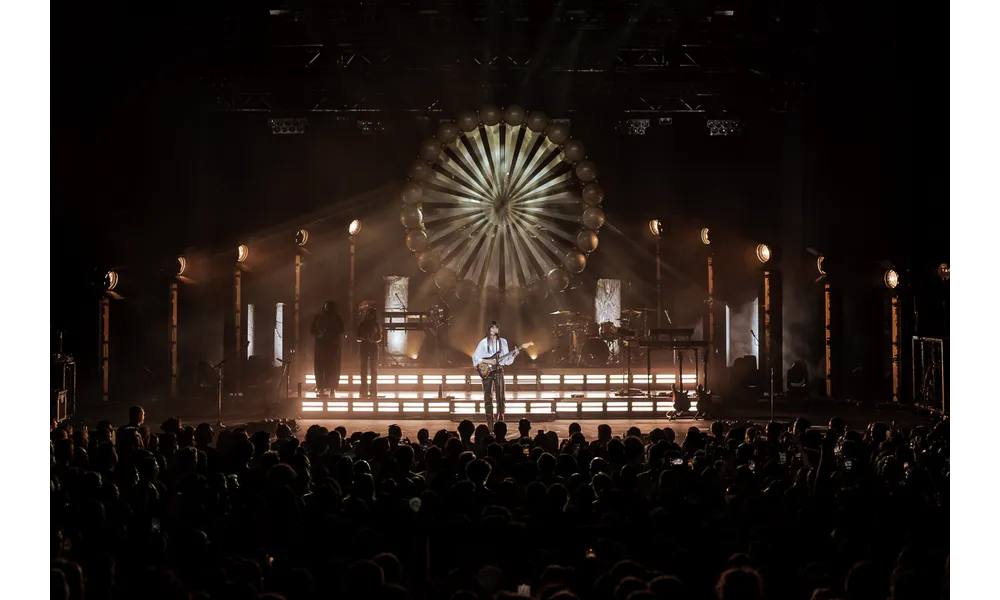 Nuits de Fourvière 2025- Live report-  Clara Luciani , flamboyante et solaire..