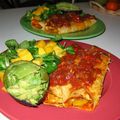 Enchiladas et salade de mâche à la mangue