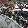 CARTE SCOLAIRE : PRÈS DE SEPT CENTS MANIFESTANTS RASSEMBLÉS HIER A JEAN ZAY.