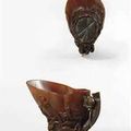 Coupe libatoire en corne de rhinocéros sculptée. Chine, dynastie Qing, fin du XVIIIème -début du XIXème siècle