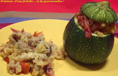 Courgettes farcies à l'italienne, façon risotto : parmesan, tomates confites, basilic & prosciutto crudo