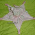 Doudou plat peluche souris rose forme étoile Carrefour