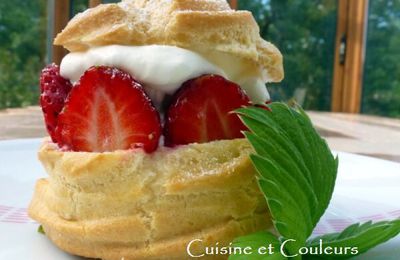 Chou léger comme une plume, aux fraises et fontainebleau de chèvre pour le Yummy Day Bikini 