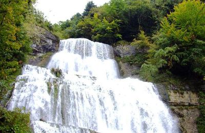 Jura - le pays des lacs et cascades