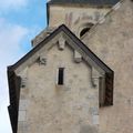 Superbe vitrail dans cette église, un Saint George ou Saint Michel terrassant le dragon