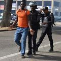 Sous le régime despotique, les libertés sont constamment bafouées notamment les arrestations des opposants, des journalistes 