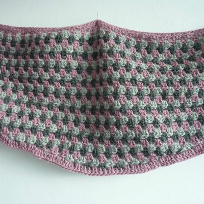 Granny shawl