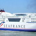 Transport aérien contre ferries : prendre le ferry est plus polluant que prendre l'avion.