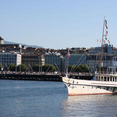 Le lac de Genève par beau temps