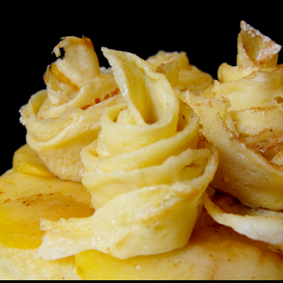 Sensation d'automne (Gâteau de crêpes aux Poires et Crème de noisette)