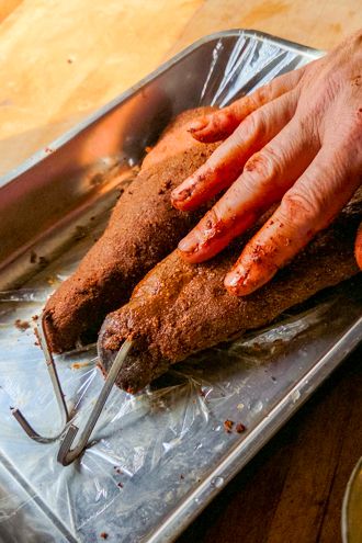 Pastirma  - viande séchée aux épices - @GregCookAndRoll - www.cookandroll.eu