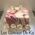 gâteau et cadeau