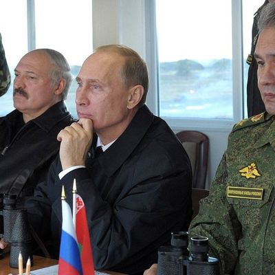 La Biélorussie et la Russie renforcent leur coopération militaire sur fonds de sanctions occidentales.