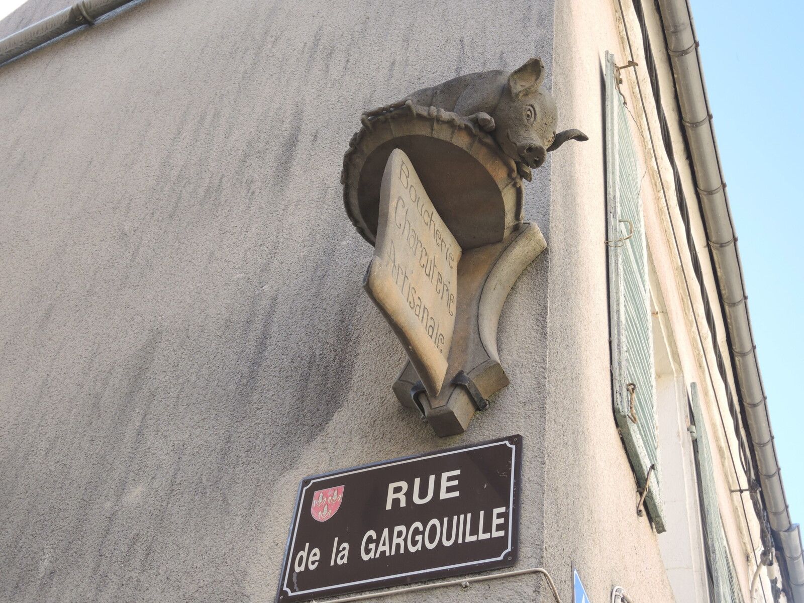 Cérilly, boucherie.. (03)