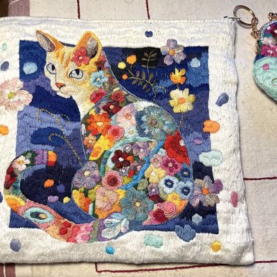 Atelier créatif - trousse chat multicolore
