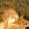 Lumière du soir sur les carrières de marbre de Campan