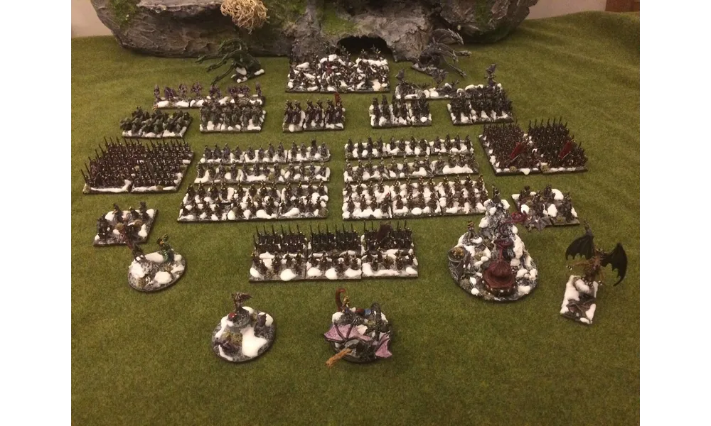 Warmaster Elfes noirs Armée complète