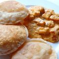 The Indian Coffee House; puis Poori: pain frits indiens et butter paneer