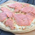 Pizza au saumon fumé