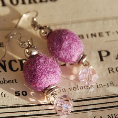 Rococo (felted bead and glass)