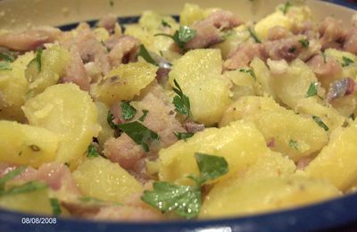 Un classique: salade de hareng, pommes à l'huile