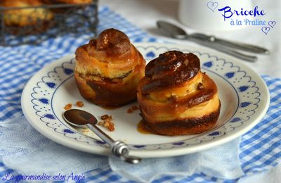 Petites brioches à la praline