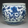 A massive blue and white fish bowl, Guangxu period (1875-1908)