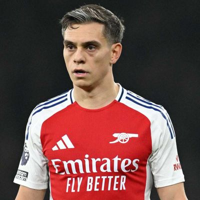 ( Rumeurs ou Transfert ) Leandro Trossard Mie sur la touche par Arsenal ?