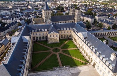 Le 29 avril 2025 à Caen, dernière réunion de la commission permanente du Conseil Régional de Normandie.