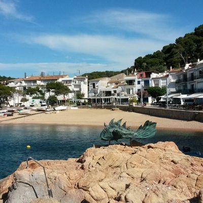 "Out of Costa Brava":Un jour à Tamariu