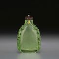 A transparent green glass snuff bottle, 1750-1820