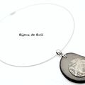 COL351 - Collier volutes en bronze clair et tagua gris