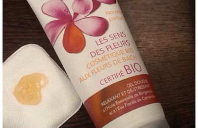 GEL DOUCHE RELAXANT ET DÉ STRESSANT LES SENS DES FLEURS 