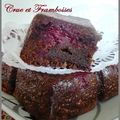 Brownie betterave crue framboises