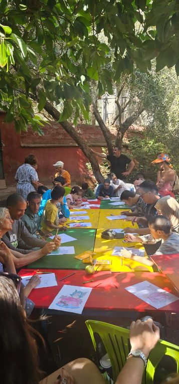 Visite de l'association &quot;l'Autruche sur le fil de soie&quot; à Ourika Tadamoune mardi 21.10