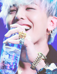 Kwon Ji Young (G-DRAGON)