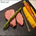 Carottes nouvelles, filet de veau du Limousin basse température, et jus au sésame noir