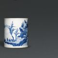 A small blue and white brush pot, Kangxi period (1662-1722)