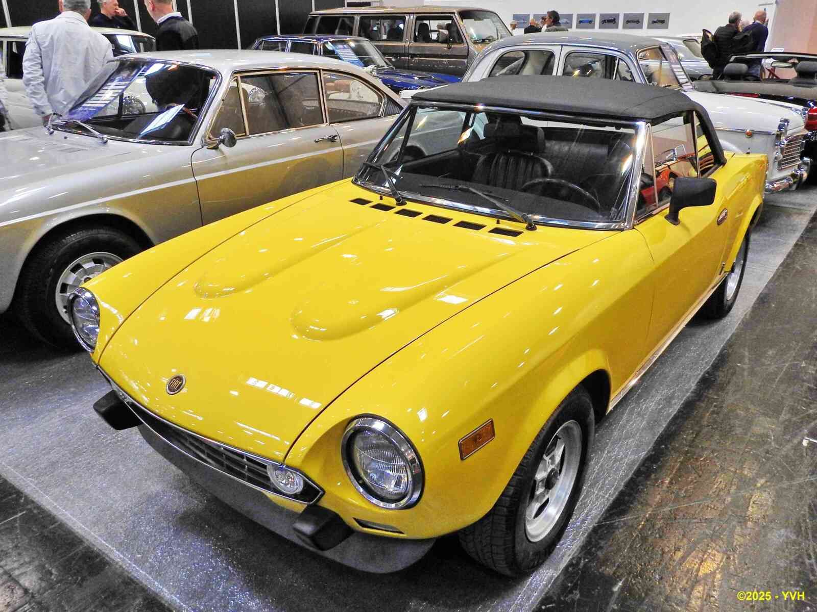 Fiat 124 Spider Pininfarina_01 - 1979 [I] YVH_GF