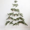 13 sapins alternatifs minimalistes et naturels pour les petites surfaces