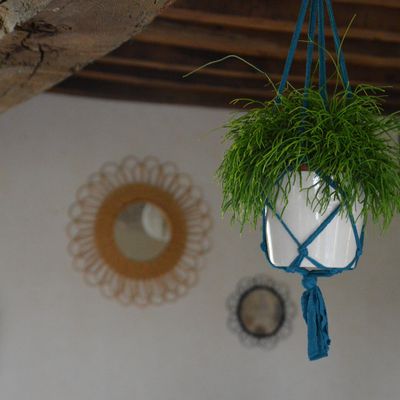 Macramé avec un vieux gilet...