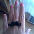 bague moustache