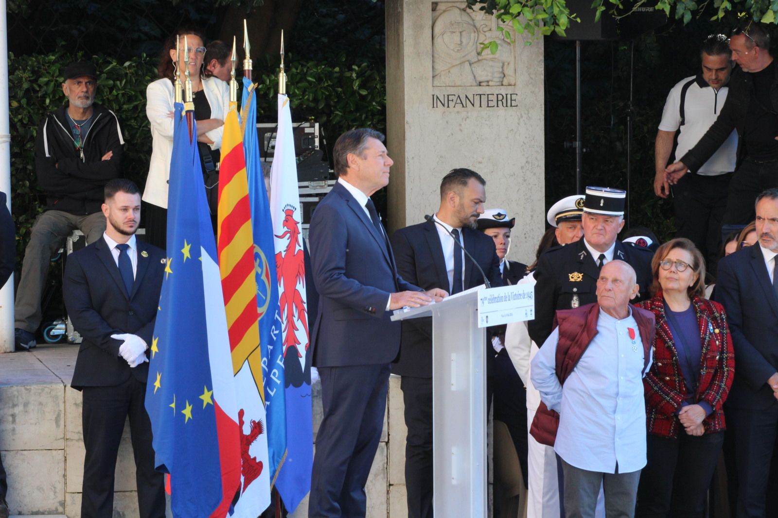MONUMENT AUX MORT 8 MAI 2024 058