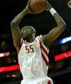 Houston : Mutombo récompensé